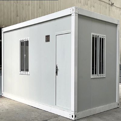 Casa de contêiner pré-fabricada acessível para hotel em branco/cinzento/preto