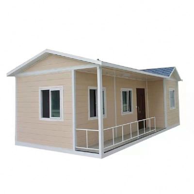 Casas de madeira razoavelmente pequenas com painel de sanduíche de aço