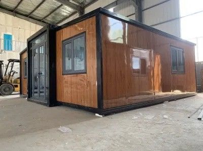 Casa de contêineres modular pré-fabricada padrão de 20 pés/40 pés para construção de armazéns de oficinas
