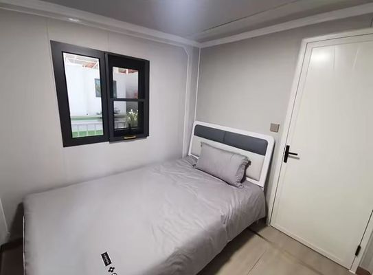 Porta de aço painel de sanduíche Modular Container House Plegavel Estrutura de aço leve Quadro