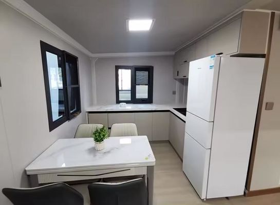 Porta de aço painel de sanduíche Modular Container House Plegavel Estrutura de aço leve Quadro