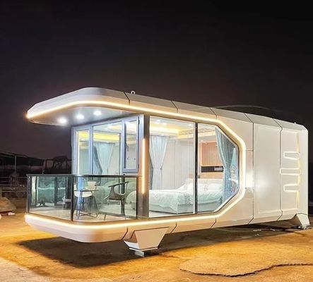 Experiência em família com a nossa casa inteligente cápsula espacial