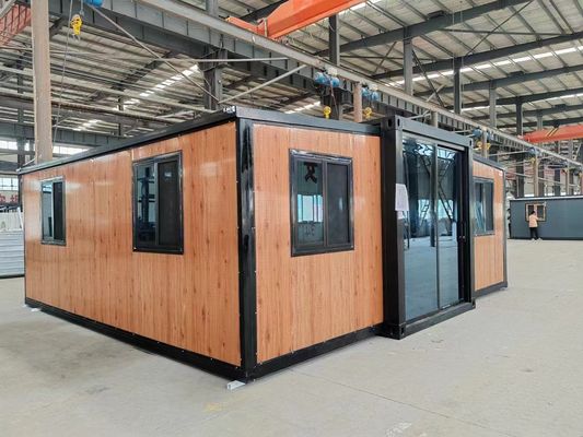 3 quartos pré-fabricados Villa móvel de luxo expansível em branco/cinzento/preto