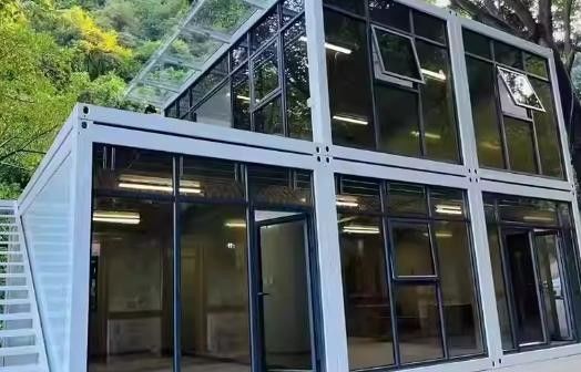 Container de embalagem plana porta de aço desmontável escritório móvel parede de vidro modular casa pequena